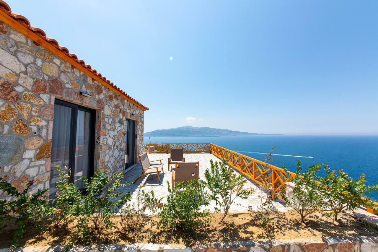 Santa Oliva Suites Ksamil Exterior photo