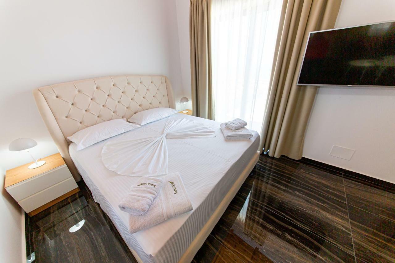 Santa Oliva Suites Ksamil Exterior photo